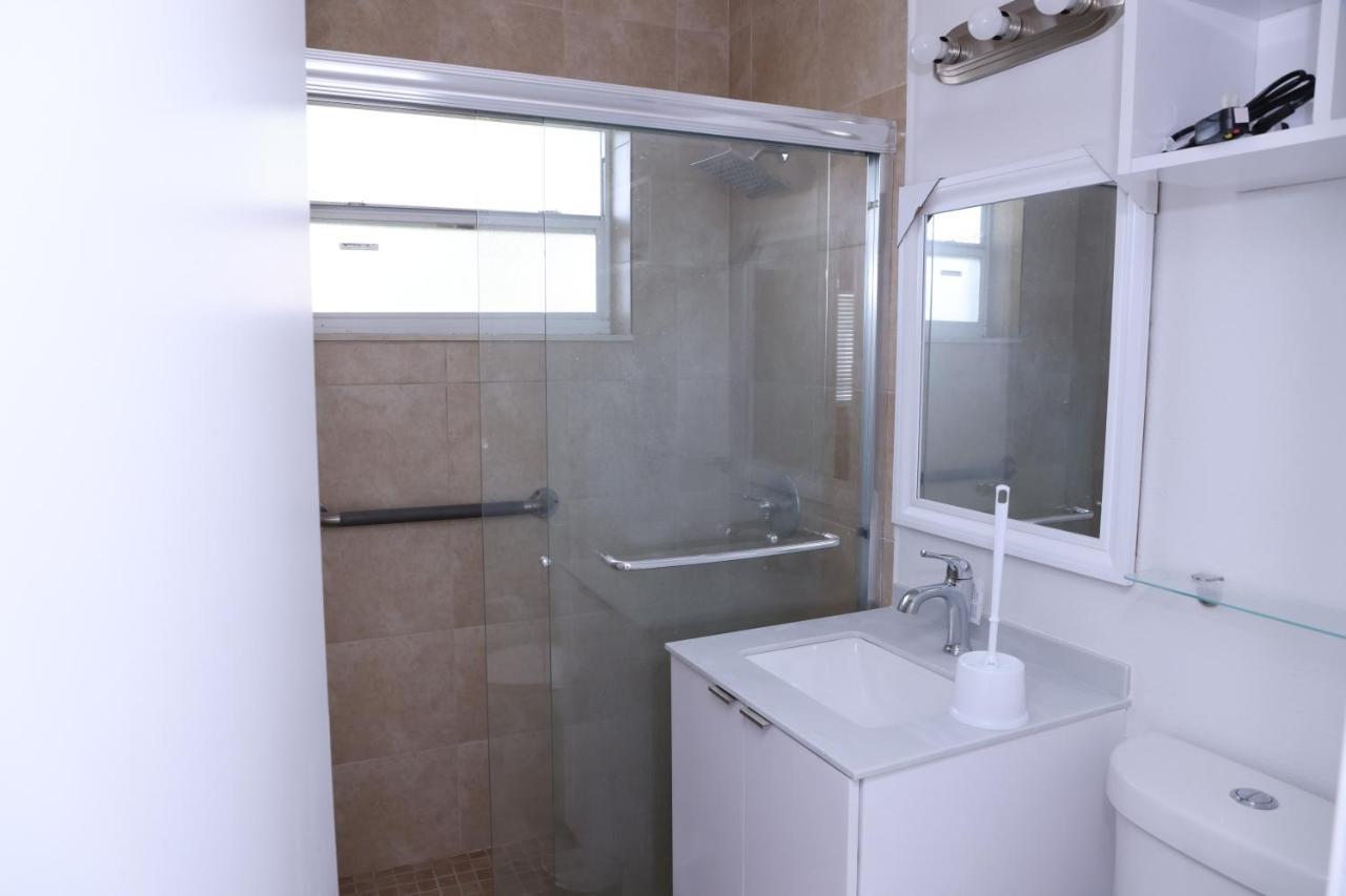 Douglas Rd Apartments Miami Bagian luar foto