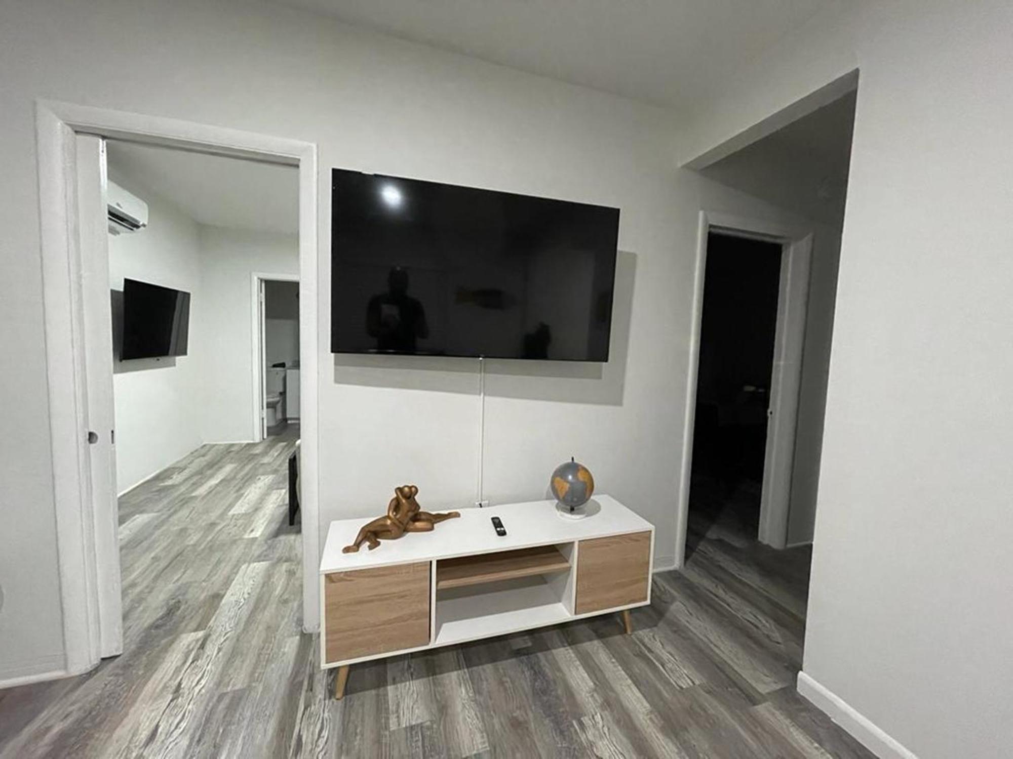 Douglas Rd Apartments Miami Bagian luar foto