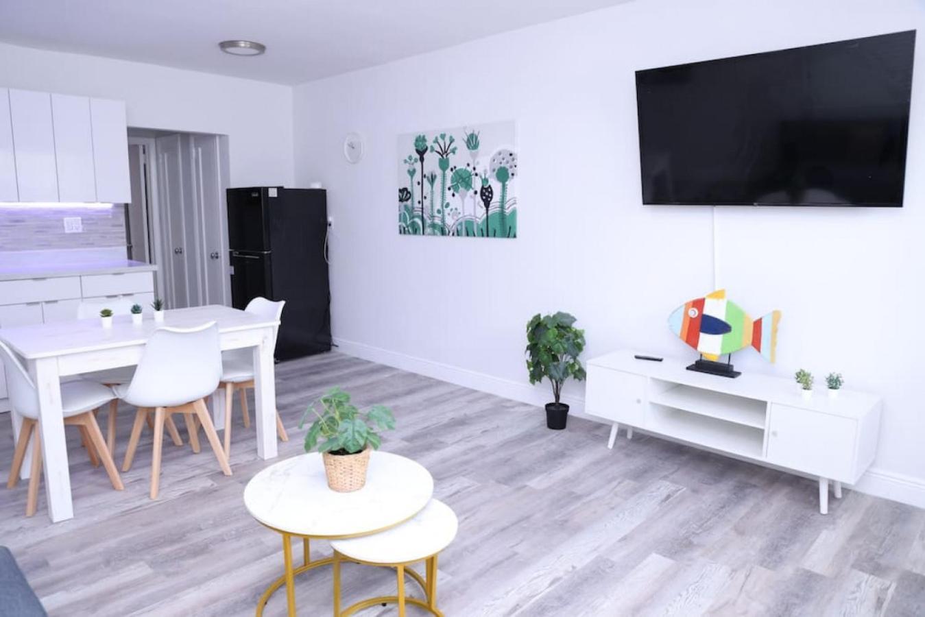 Douglas Rd Apartments Miami Bagian luar foto